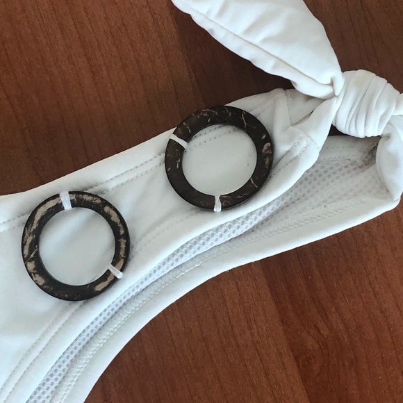 White Bikini Set - Picture 11 of 16